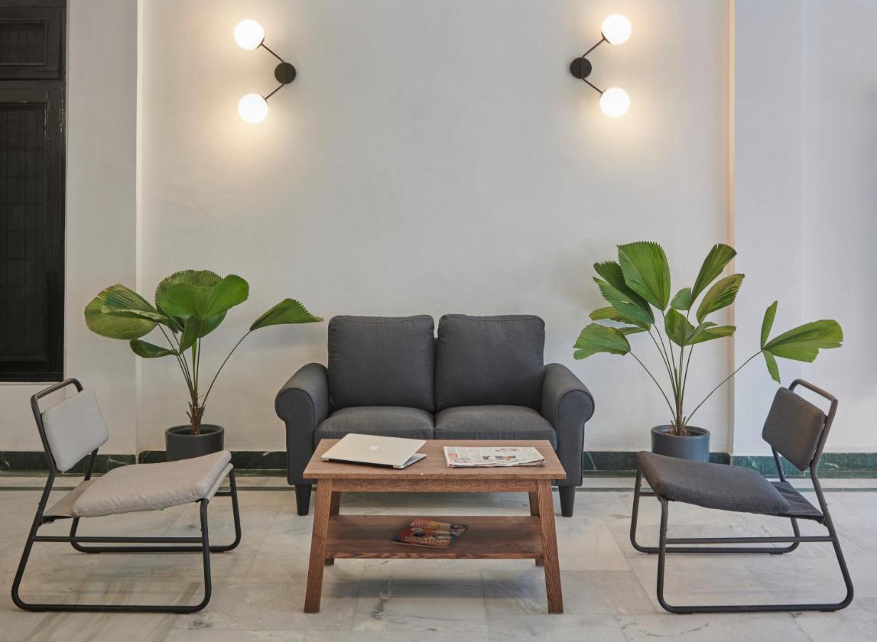 Poshtel Vns Apartment Varanasi Bagian luar foto